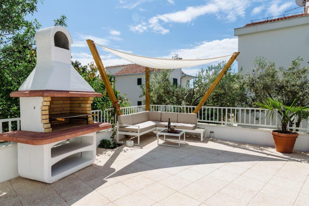 Apartments Villa Dalmatia Trogir Exteriör bild