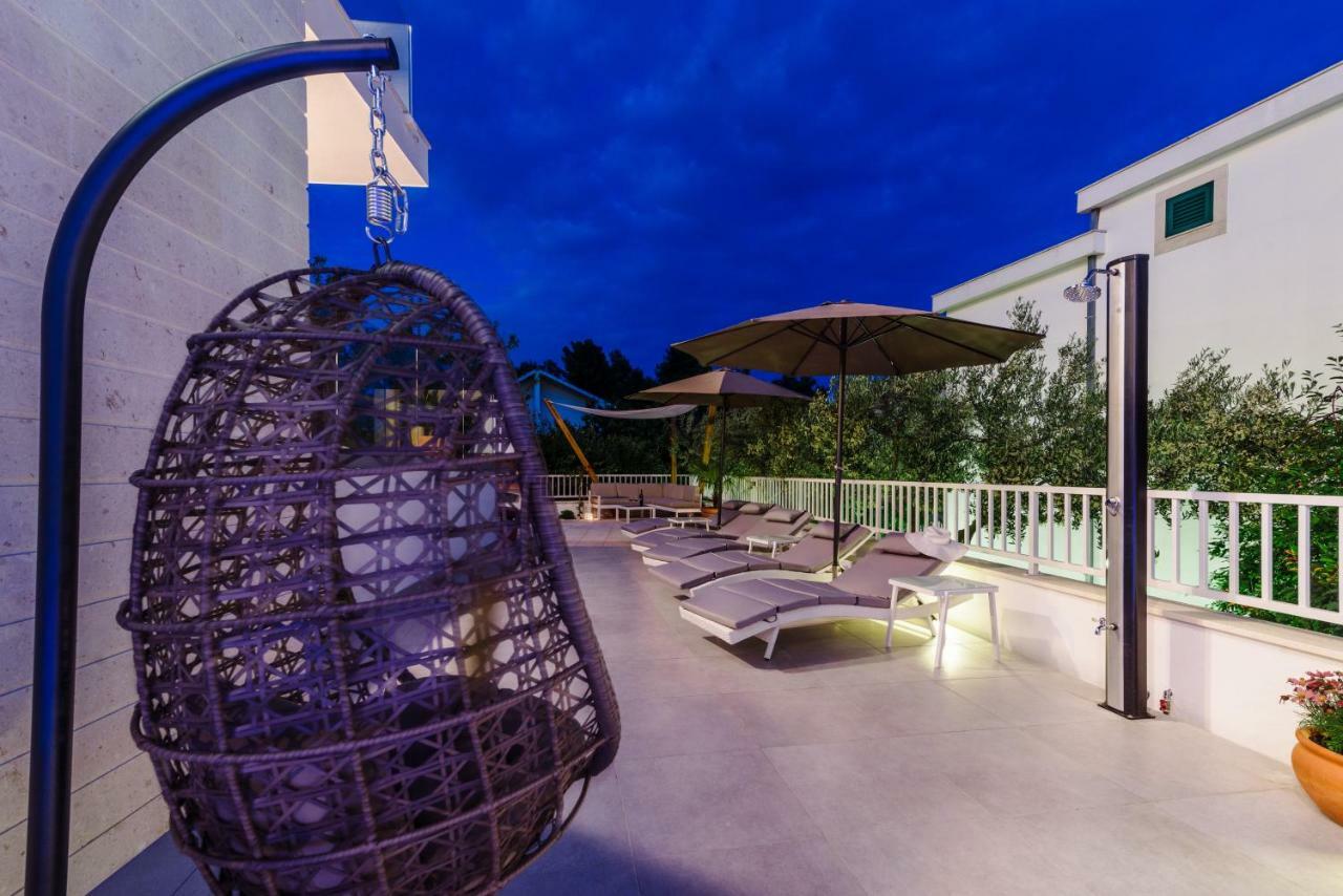 Apartments Villa Dalmatia Trogir Exteriör bild