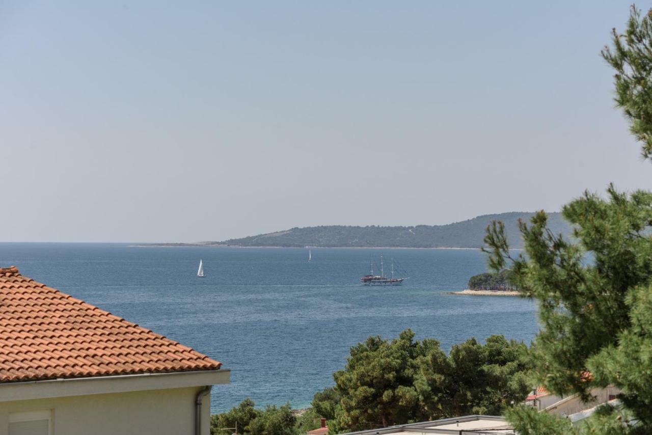 Apartments Villa Dalmatia Trogir Exteriör bild