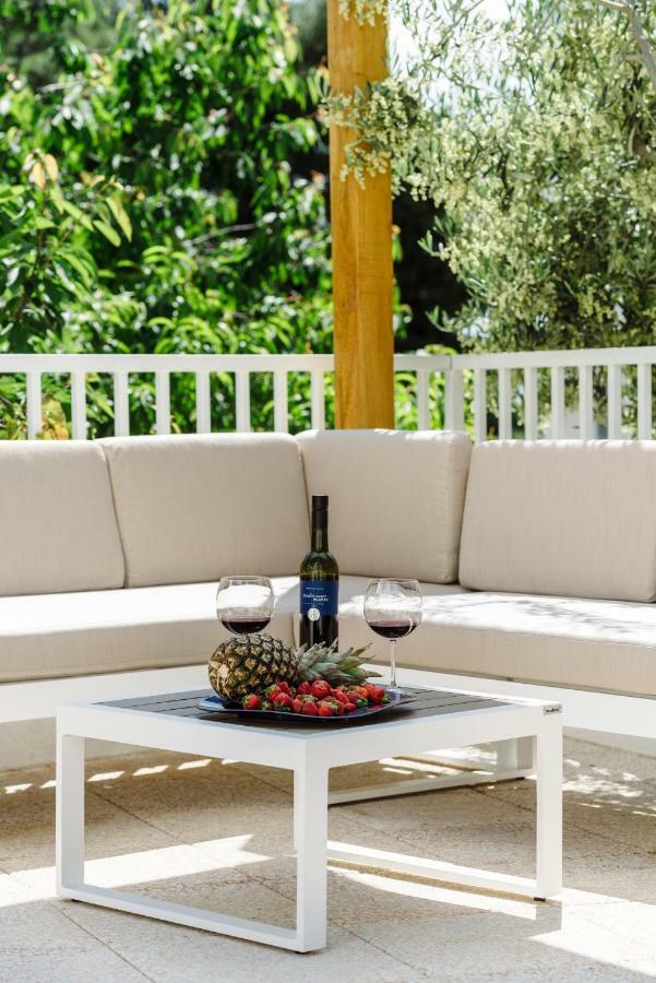 Apartments Villa Dalmatia Trogir Exteriör bild